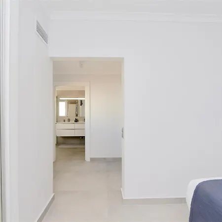 Valley 03- Cleverdetails, Monte Verde, Lux, Distant Sea View, 3 Bedroom, 4 Saltwater Pools Vilamoura