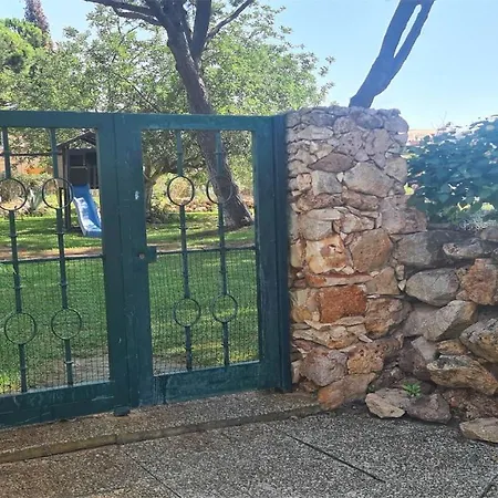 Valley 03- Cleverdetails, Monte Verde, Lux, Distant Sea View, 3 Bedroom, 4 Saltwater Pools