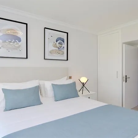 Valley 03- Cleverdetails, Monte Verde, Lux, Distant Sea View, 3 Bedroom, 4 Saltwater Pools Apartment Vilamoura