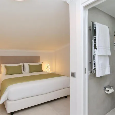 Apartment Valley 03- Cleverdetails, Monte Verde, Lux, Distant Sea View, 3 Bedroom, 4 Saltwater Pools