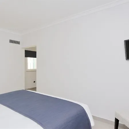 Valley 03- Cleverdetails, Monte Verde, Lux, Distant Sea View, 3 Bedroom, 4 Saltwater Pools Apartment