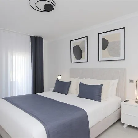 Valley 03- Cleverdetails, Monte Verde, Lux, Distant Sea View, 3 Bedroom, 4 Saltwater Pools Apartment