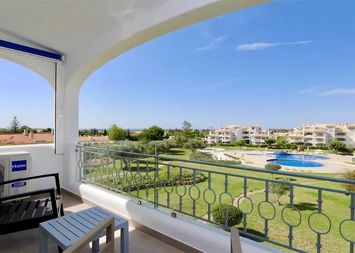 Valley 03- Cleverdetails, Monte Verde, Lux, Distant Sea View, 3 Bedroom, 4 Saltwater Pools Apartament *