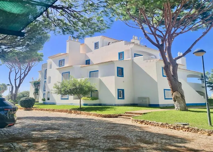 Valley 03- Cleverdetails, Monte Verde, Lux, Distant Sea View, 3 Bedroom, 4 Saltwater Pools