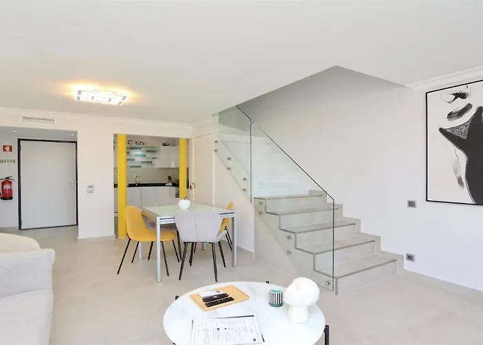 Valley 03- Cleverdetails, Monte Verde, Lux, Distant Sea View, 3 Bedroom, 4 Saltwater Pools Apartament *