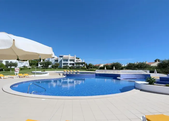 Valley 03- Cleverdetails, Monte Verde, Lux, Distant Sea View, 3 Bedroom, 4 Saltwater Pools * Vilamoura